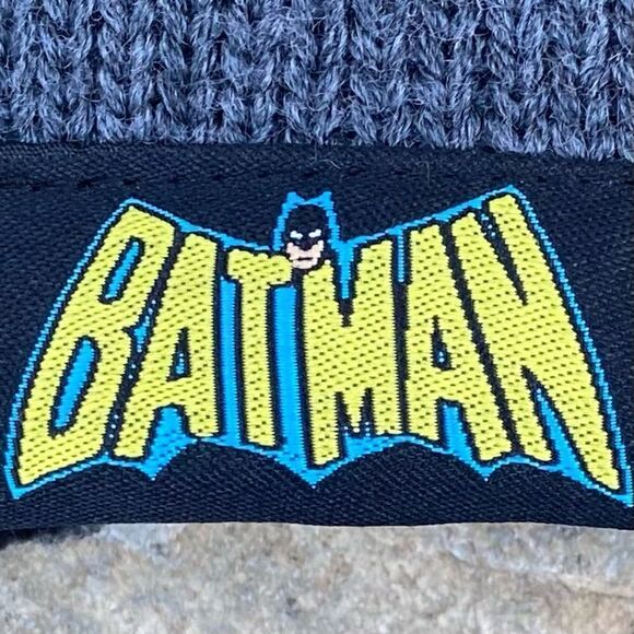 DC Comics Batman Dark Knight Grey/Bleck Knit Super Hero Beanie w/Eyeholes EUC OS - Picture 5 of 8